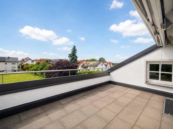 Immobilie in Mering - Wo die Abendsonne zuhause ist – charmante Dachgeschosswohnung mit Westbalkon - Bild 0