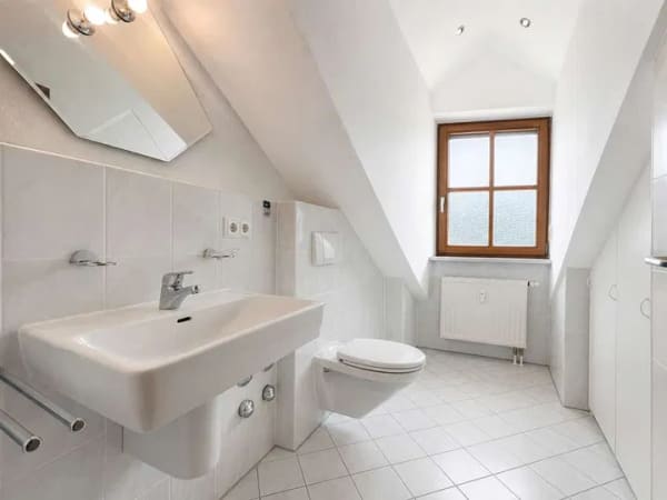 Immobilie in Mering - Wo die Abendsonne zuhause ist – charmante Dachgeschosswohnung mit Westbalkon - Bild 3