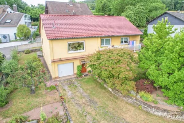 Immobilie in Groß-Umstadt - DIETZ: Gepflegter Bungalow mit Garten, Garage und Keller in herrlicher Lage von Wiebelsbach! - Bild 3