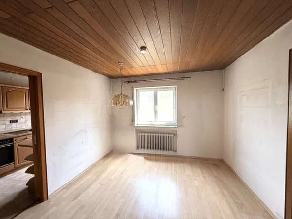 Immobilie in Winterrieden - *** Wohnhaus in Winterrieden *** - Bild 2