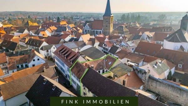 Immobilie in Freinsheim - Mehrgenerationenwohnen  – 2 Einheiten, Innenhof & Entwicklungspotenzial - Bild 1