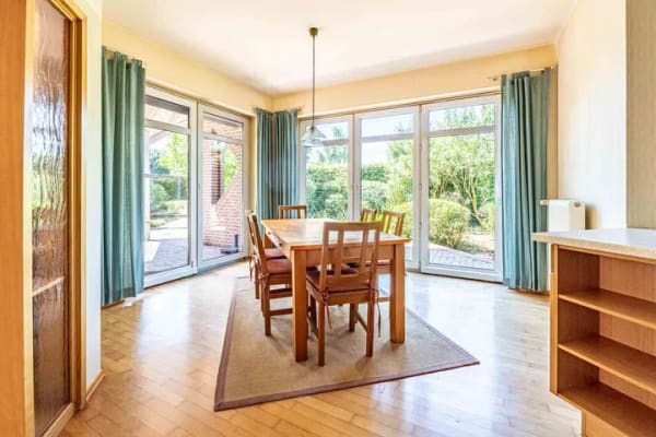Immobilie in Esterwegen - Einfamilienhaus mit Einliegerwohnung oder Büro – 255 m² in ruhiger Randlage von Esterwegen - Bild 2