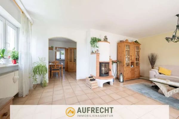 Immobilie in Röhrmoos - A U F R E C H T °FAMILIENIDYLLE° großzügige Doppelhaushälfte in ruhiger Wohnlage - Bild 2
