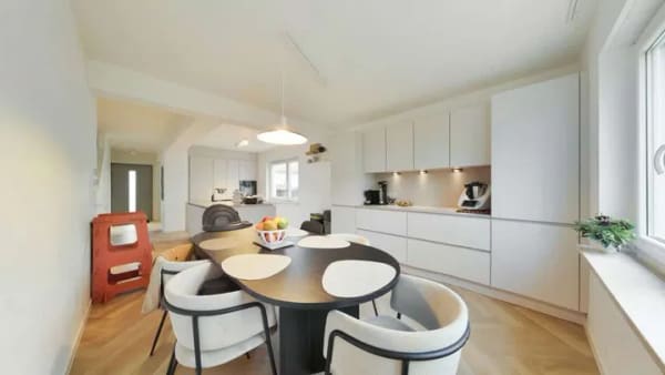 Immobilie in Dittelbrunn - Einziehen und Wohlfühlen - Gepflegtes Einfamilienhaus in begehrter Wohnlage - Bild 1