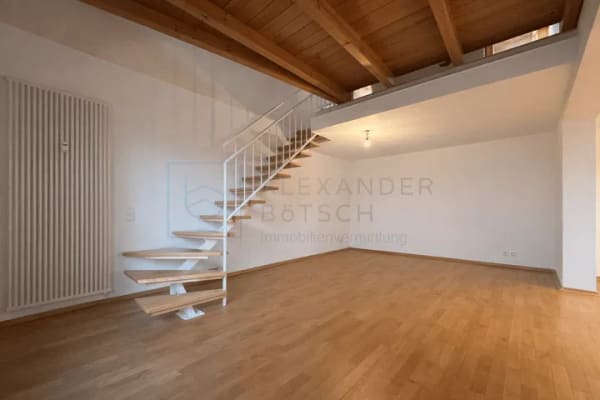 Immobilie in Baierbrunn - Bezugsfreie 2,5 Zimmer Maisonette mit Balkon in Baierbrunn im schönen Isartal - Bild 2