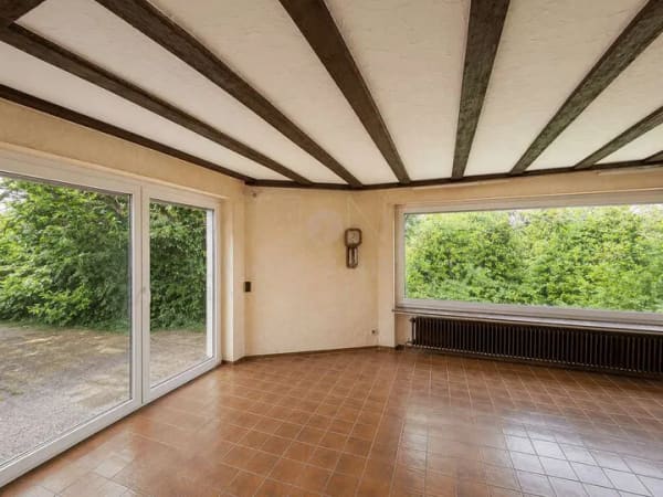 Immobilie in Oerlinghausen - Großzügiges Zweifamilienhaus mit Garten in begehrter Randlage von Oerlinghausen - Bild 4