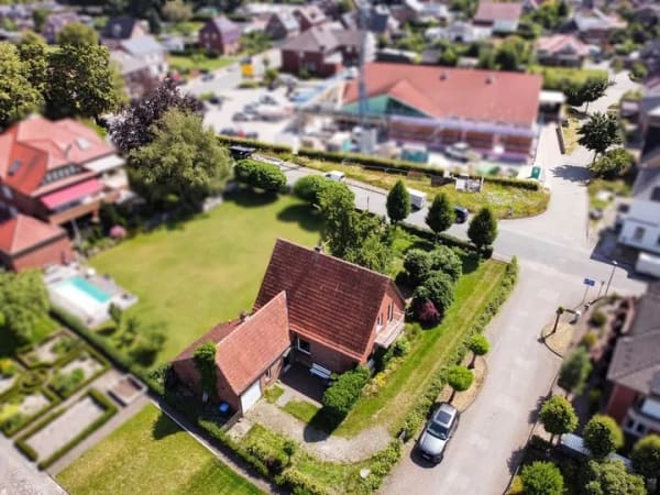 Immobilie in Hörstel - Füllen Sie dieses Haus mit Leben!
*Handwerkerhaus in schöner Lage von Hörstel-Bevergern* - Bild 1