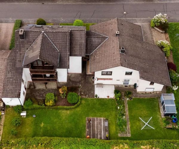 Immobilie in Welschneudorf - Zwei Häuser, ein Grundstück, viele Möglichkeiten - Bild 0