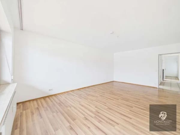 Immobilie in Rimsting - Wohnen mit Seeblick – Bezugsfreie 2-Zimmer-Wohnung in begehrter Lage von Rimsting ! - Bild 2