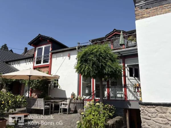 Immobilie in Dattenberg - Linz-Dattenberg-Traumhaftes Einfamilienhausdomizil mit exzellenter Ausstattung und viel Platz! - Bild 3