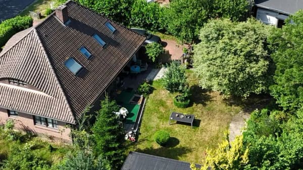 Immobilie in Aukrug - Ein Zuhause zum Ankommen – Wohnen, Entspannen und Möglichkeiten verbinden - Bild 2