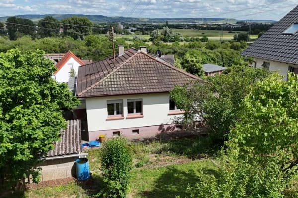 Immobilie in Münster-Sarmsheim - Gemütlicher kleiner Bungalow oder Neugestaltung in Münster-Sarmsheim - Bild 2