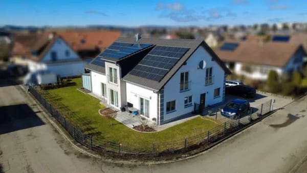 Immobilie in Gerstetten - Großzügiges Familienanwesen in ruhiger Wohnlage – hochwertig, energieeffizient, vielseitig - Bild 0
