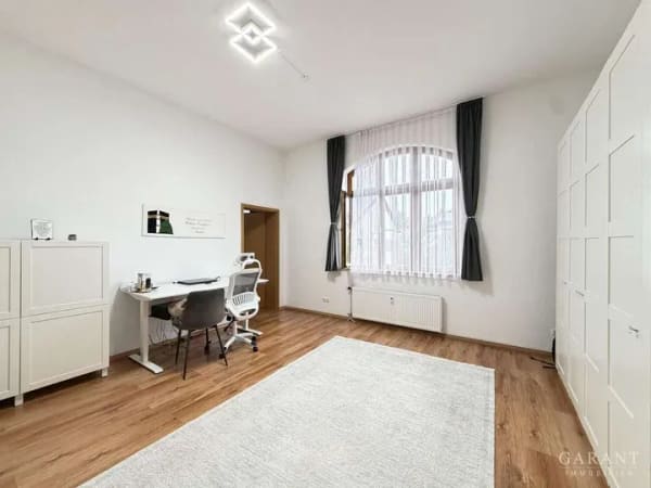 Immobilie in Kolbermoor - Wohnen im historischen Tonwerk - 4-Zimmer-Etagenwohnung mit viel Platz, Garage und Stellplatz - Bild 2