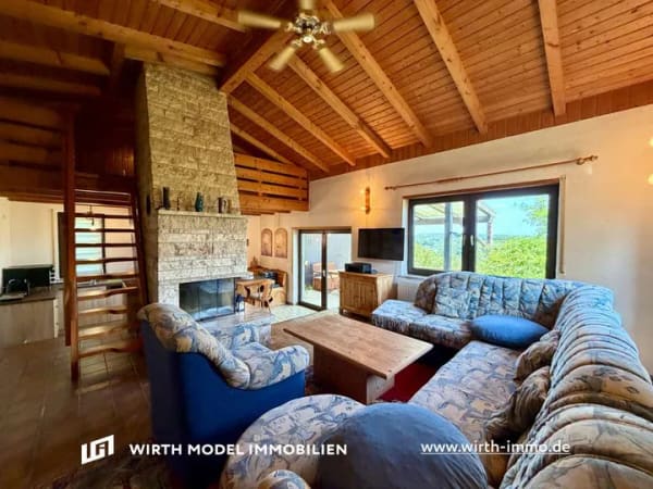 Immobilie in Waigolshausen - Ferienhaus in einmaliger Feldrandlage mit Panoramablick | 2.409 m² Grundstücksgröße - Bild 4