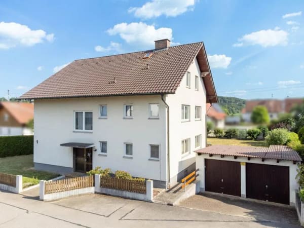 Immobilie in Winterrieden - Mehrfamilienhaus in Winterrieden - Bild 1