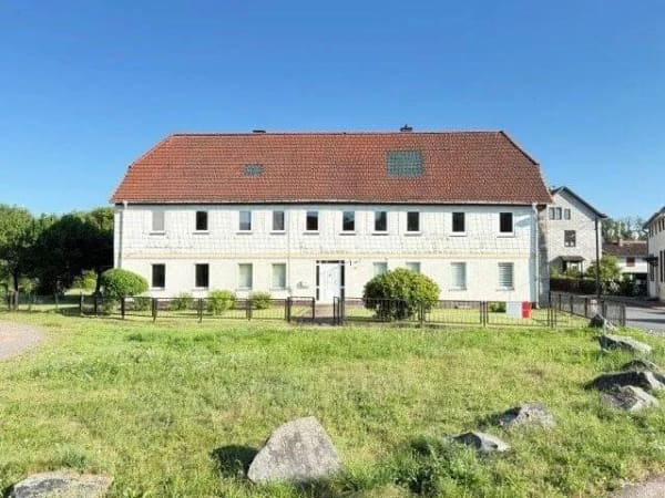 Immobilie in Ellrich - Fachwerkhaus aus dem Jahr?1900 mit 4 Wohneinheiten - Bild 1
