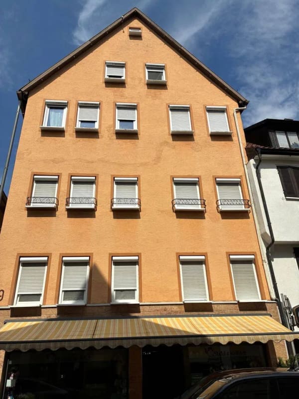 Immobilie in Bad Urach - Komplett saniertes Wohn- und Geschäftshaus in bester Lage in Bad Urach - Komplett vermietet!! - Bild 0