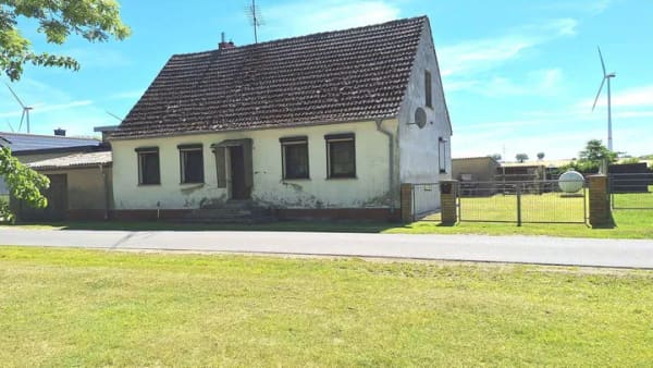 Immobilie in Uckerfelde - einfaches Einfamilienhaus in ländlicher Lage  - Bild 0