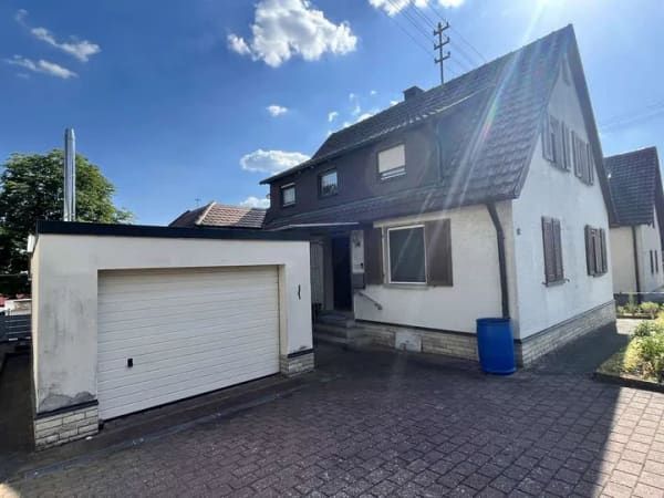 Immobilie in Lauda-Königshofen - gepflegtes Wohnhaus mit Anbau in ruhiger zentraler Lage mit neuer Heizung - Bild 1