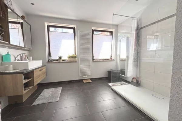 Immobilie in Ahrensbök - Wohnhaus mit zwei Wohneinheiten und guter Anbindung an die Ostsee - Bild 2
