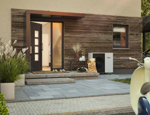 Immobilie in Beiersdorf - Exklusives Stadthaus mit 154 m² Wohnfl., Zukunftstechnik & klassischem Design - Bild 1