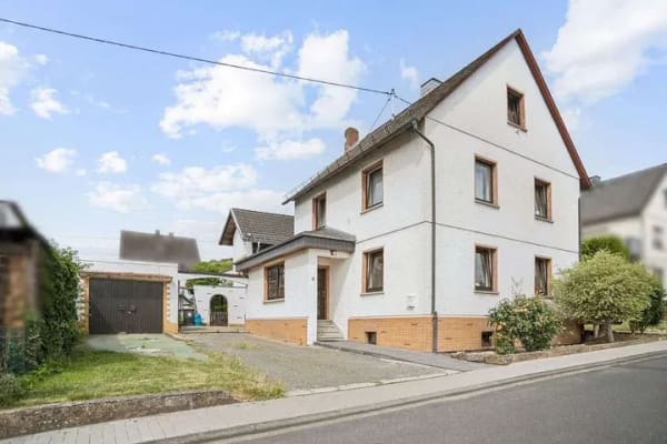 Immobilie in Nentershausen - "2-in-1 Immobilienpaket in Nentershausen: Ideal für Kapitalanleger oder Mehrgenerationen!" - Bild 1