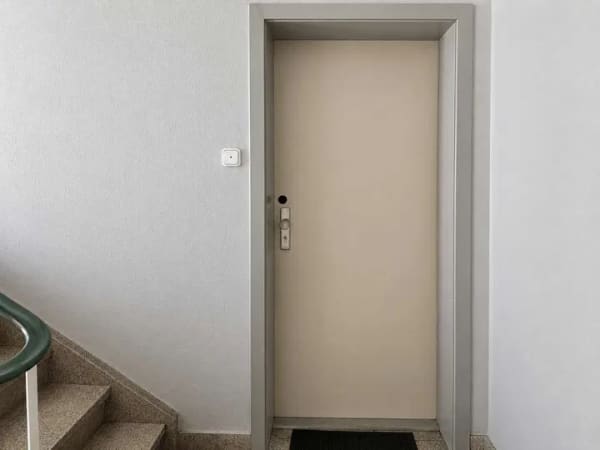 Immobilie in Mettmann - Vermietete, helle 2-Zimmerwohnung mit Sonnenbalkon und inkl. Garage - Bild 2