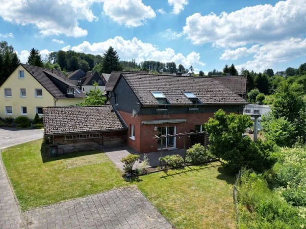 Immobilie in Wipperfürth - Mehr als eine Eigentumswohnung – Ihr neues Zuhause mit Terrasse und eigenem Gartenbereich - Bild 0