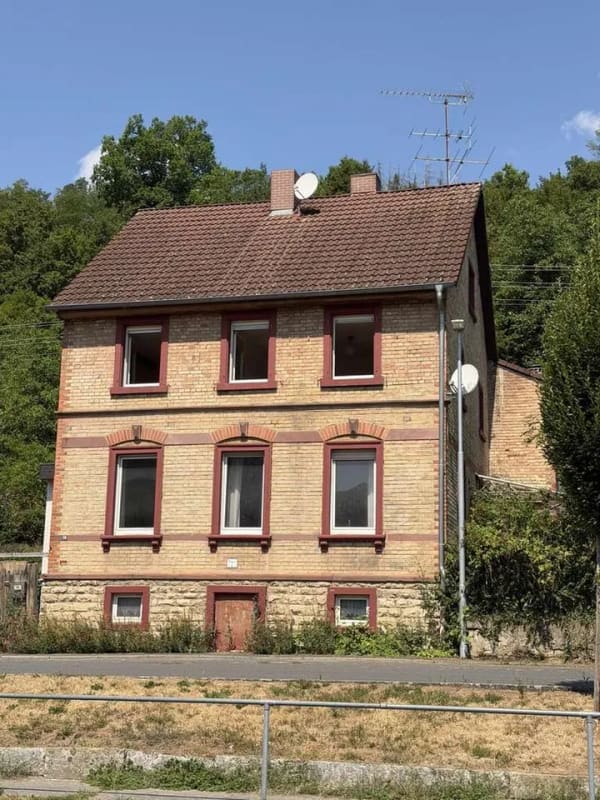 Immobilie in Adelsheim - Provisionsfrei - Verkauf von privat: Historisches Einfamilien-Haus mit 3358 m² Grundstück - Bild 1