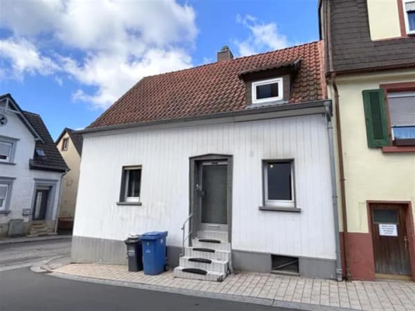 Immobilie in Otterbach - Einfamilienhaus freistehend in Otterbach - Bild 0