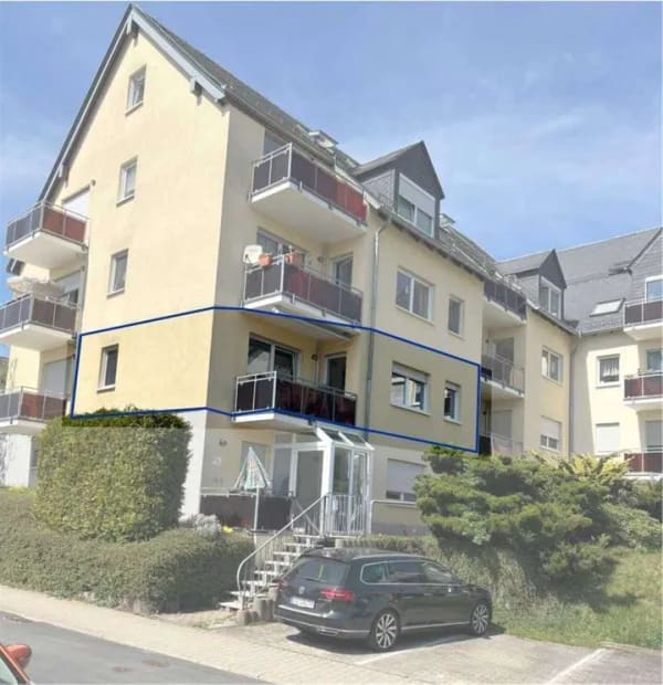 Immobilie in Hartenstein - TOP 2-ZIMMER-WOHNUNG ** SÜDBALKON *FREI ZUM 01.09.2026 * PKW Stellplatz *  - Bild 0