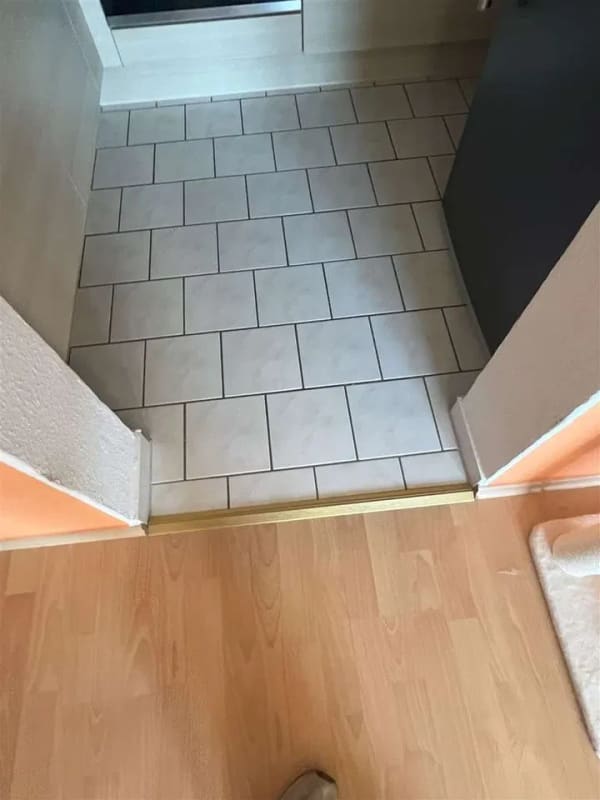 Immobilie in Hartenstein - TOP 2-ZIMMER-WOHNUNG ** SÜDBALKON *FREI ZUM 01.09.2026 * PKW Stellplatz *  - Bild 3