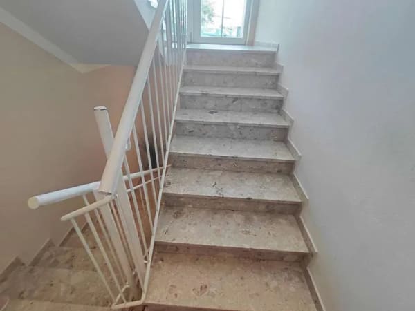 Immobilie in Waldkirchen - *TOP LAGE - HELLE SOUTERRAINWOHNUNG * fußläufig ins Zentrum von Waldkirchen - Bild 4
