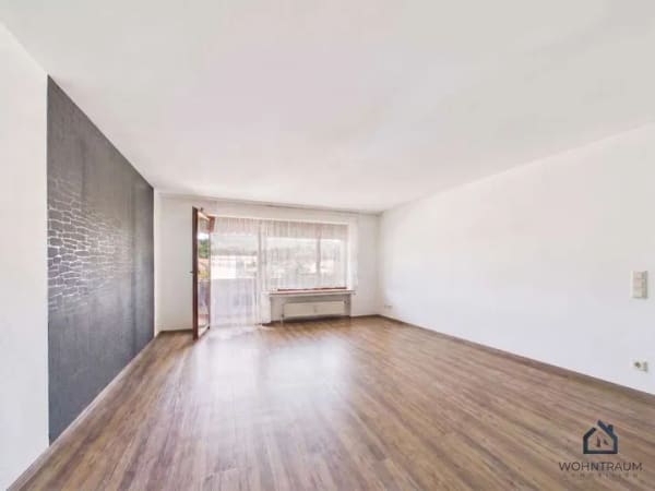 Immobilie in Gengenbach - Jetzt investieren: Gepflegte 4-Zimmer-Wohnung mit Balkon, Garage & Stellplatz - Bild 2