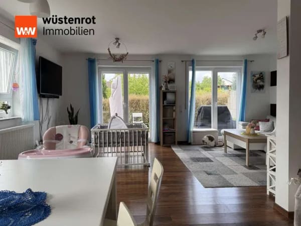 Immobilie in Böhmenkirch - Modernes Familienglück mit sonnigem Garten in ruhiger Wohnlage - Bild 1