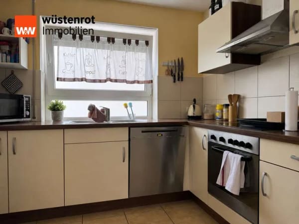 Immobilie in Böhmenkirch - Modernes Familienglück mit sonnigem Garten in ruhiger Wohnlage - Bild 3