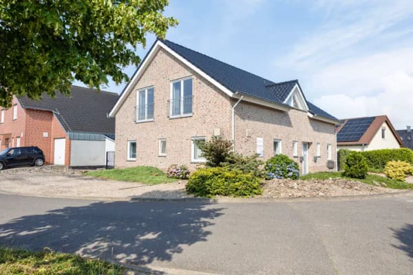 Immobilie in Waldfeucht - Kapellenstraße 2, Waldfeucht – Eine einzigartige Gelegenheit zum Wohnen, Arbeiten, für Mehrgenerationenwohnen oder Pflege im familiären Umfeld - Bild 3