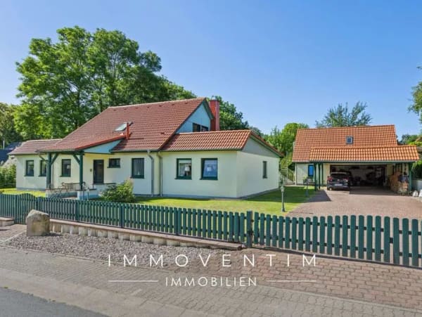 Immobilie in Baumgarten - Wohnen mit Urlaubsgefühl – Einfamilienhaus mit Pool, Wintergarten, Gästehaus & PV-Anlage - Bild 0