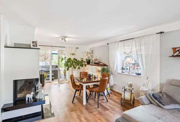 Immobilie in Baumgarten - Wohnen mit Urlaubsgefühl – Einfamilienhaus mit Pool, Wintergarten, Gästehaus & PV-Anlage - Bild 1