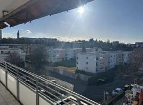 Immobilie in Bietigheim-Bissingen - Großzügige 4½ Zimmerwohnung mit Balkon im 3.OG in Bietigheim-Bissingen - Bild 0