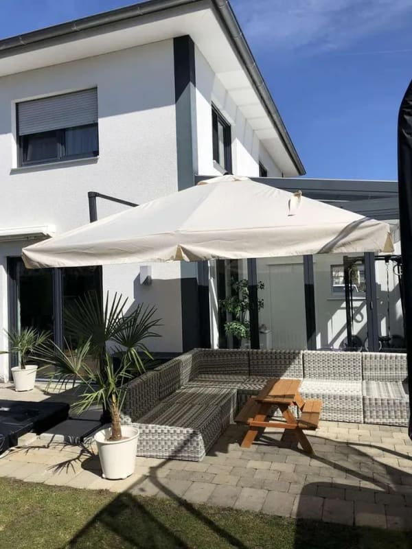Immobilie in Schwendi - Modernes Einfamilienhaus mit Wintergarten, Doppelgarage und liebevoll angelegtem Garten in Schwendi - Bild 4