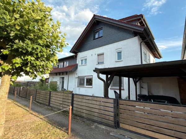Immobilie in Groß-Gerau - Großzügiges Wohnhaus mit Ausbaupotenzial in attraktiver Lage - Bild 0