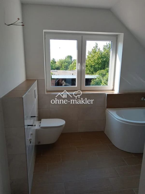 Immobilie in Insel Poel - Schönes Einfamilienhaus und Gästehaus auf der Ostseeinsel Poel - Bild 3