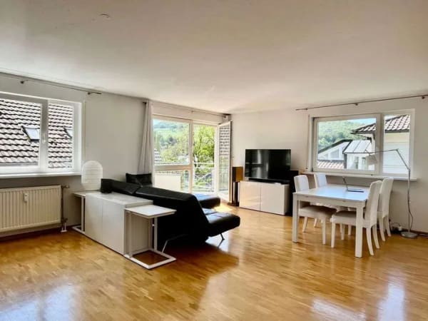 Immobilie in Merzhausen - Raum für Ihren Lebensstil – Exklusive 4-Zimmer-Maisonette in Bestlage von Merzhausen - Bild 2