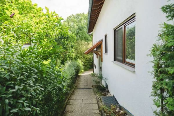 Immobilie in Oberriexingen - Sonnige 2-Zimmer-Wohnung mit Terrasse & TG-Stellplatz – sofort bezugsfrei - Bild 0