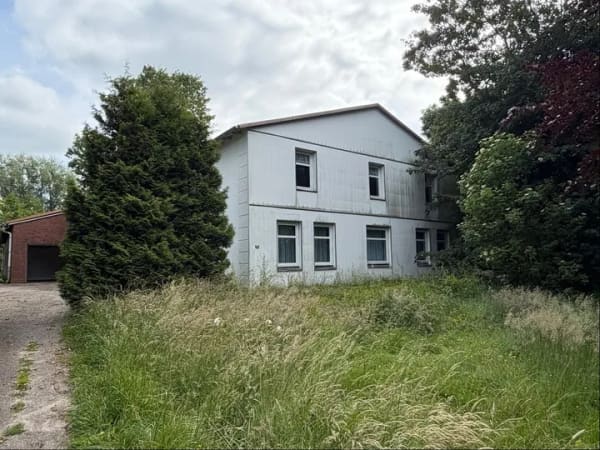 Immobilie in Diekhusen-Fahrstedt - Resthof mit zwei möglichen Bauplätzen - Bild 2