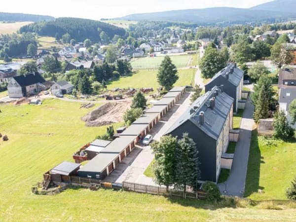 Immobilie in Sehmatal - 3-Raum-Wohnung im Erdgeschoss – mit Einbauküche, Garage und Gestaltungspotenzial - Bild 1