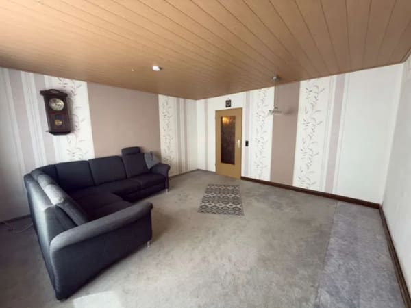 Immobilie in Sehmatal - 3-Raum-Wohnung im Erdgeschoss – mit Einbauküche, Garage und Gestaltungspotenzial - Bild 4