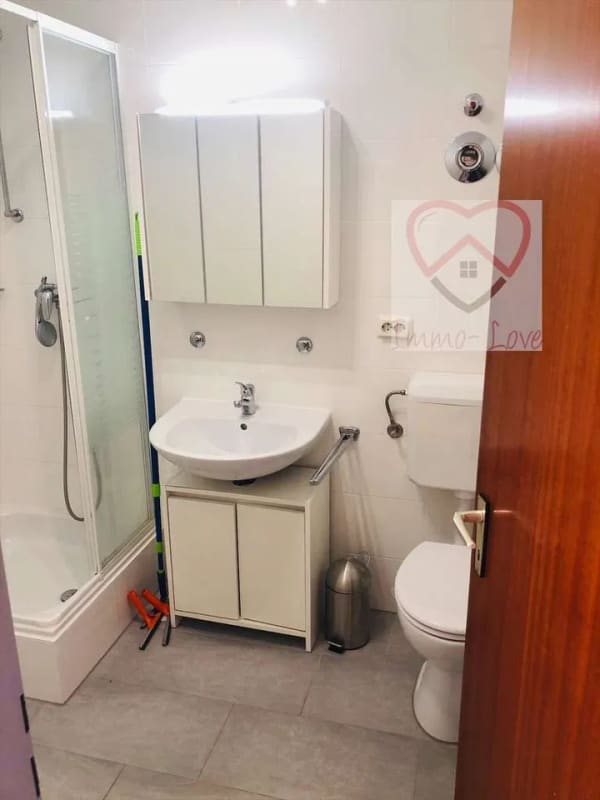 Immobilie in Augsburg - Immo Love Schwabencenter- Vermietetes 1 ZKB Apartment mit ca. 39 m² und Balkon! - Bild 3